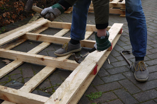 How To Dismantle A Pallet - Tools And Techniques To Make 